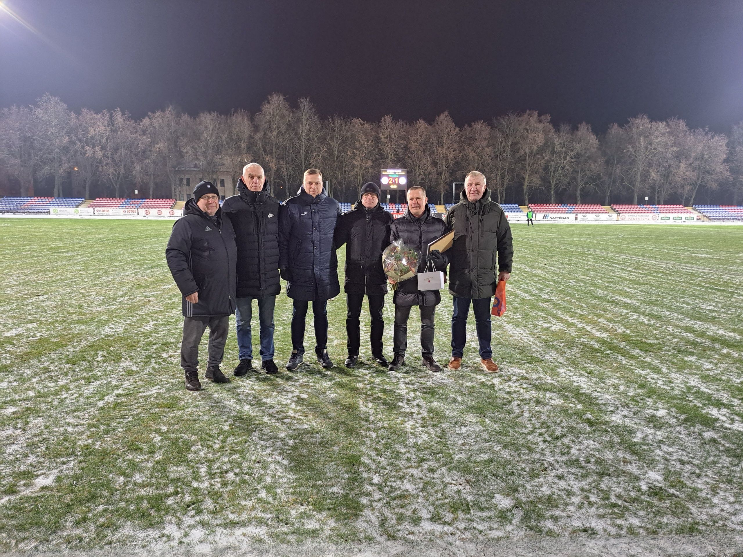 Sveikinimai Panevėžio apskrities futbolo federacijos  Prezidentui DARIUI BUTKUI  50-ies metų Jubiliejaus proga