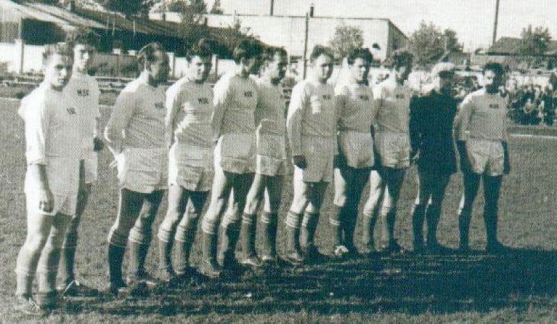 Panevėžio m. futbolo komandos dalyvavusios Lietuvos futbolo pirmenybėse